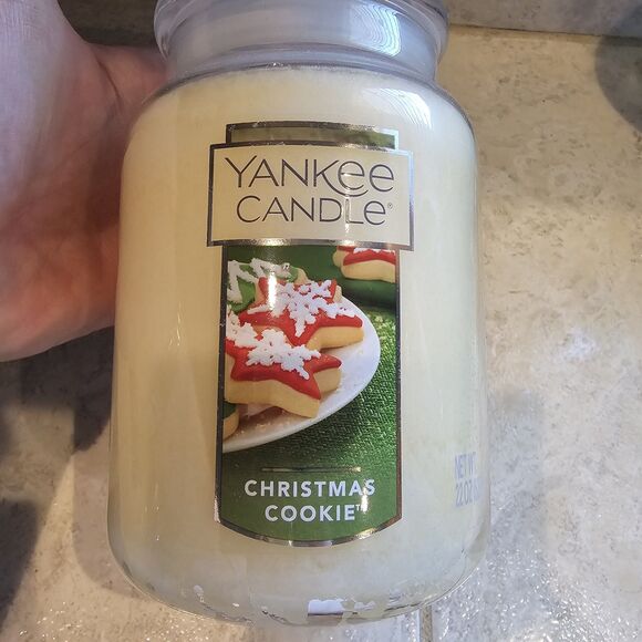 Yankee Candle Christmas Cookie Scent 22 oz. Large Jar Candle Holiday - Picture 2 of 5
